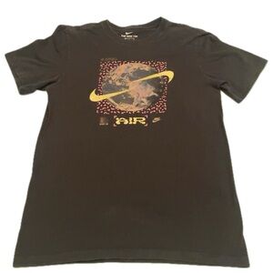 Nike Catching Air Graphic T-Shirt Men’s Small Black 100% Cotton